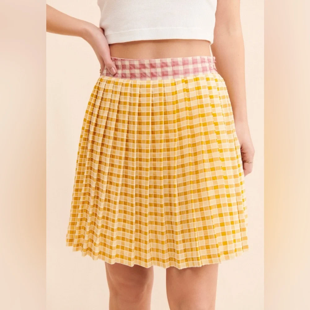Lisa Says Gah Meg Plaid Mini Skirt from Nuuly Two Tone Plaid A Line Medium 29-30